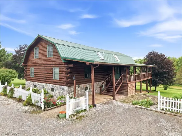 7374 Vale Road, Rogers, OH 44455