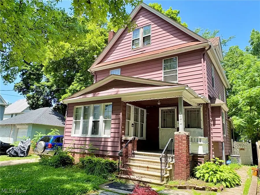 257 Wooster Street, Elyria, OH 44035 - #2