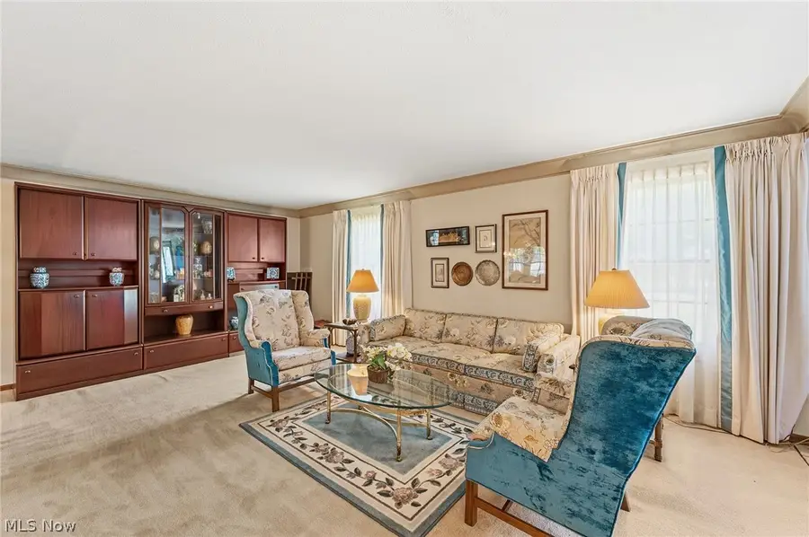 3965 Laurel Glenn Drive, Broadview Heights, OH 44147 - #3