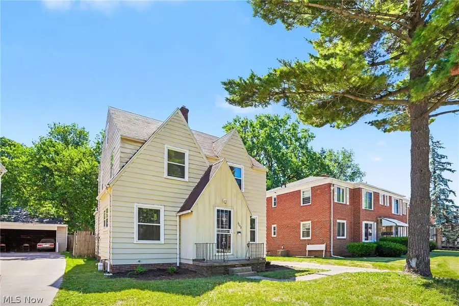 3652 Douglas Road, Toledo, OH 43613 - #2
