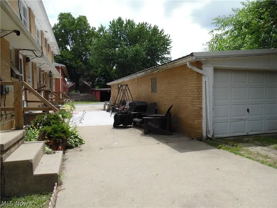 210 Clara Court, Louisville, OH 44641 - #2