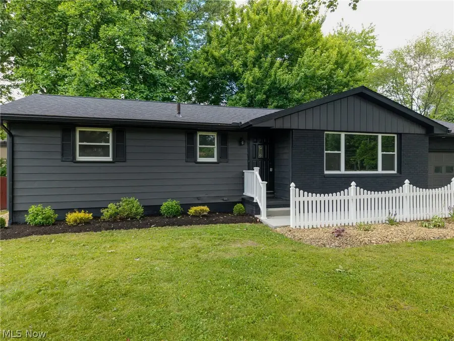 478 Bicksler Drive, Wadsworth, OH 44281 - #3