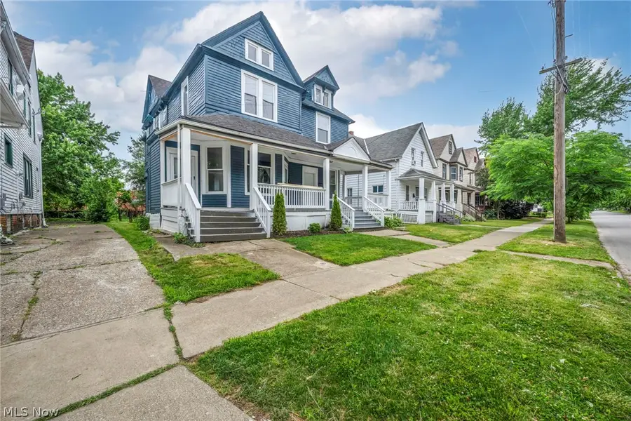2609 Mapledale Avenue, Cleveland, OH 44109 - #3