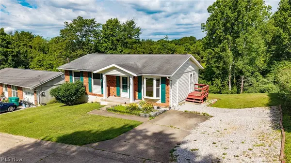2481 Meadowview Drive, Parkersburg, WV 26104