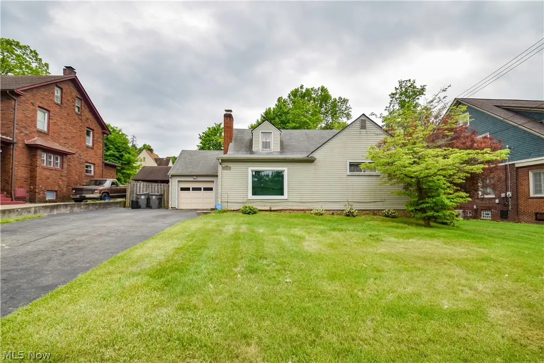 755 Lake Drive, Youngstown, OH 44511 - #1