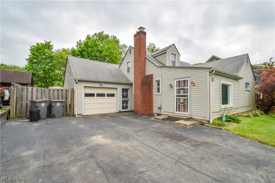 755 Lake Drive, Youngstown, OH 44511 - #2