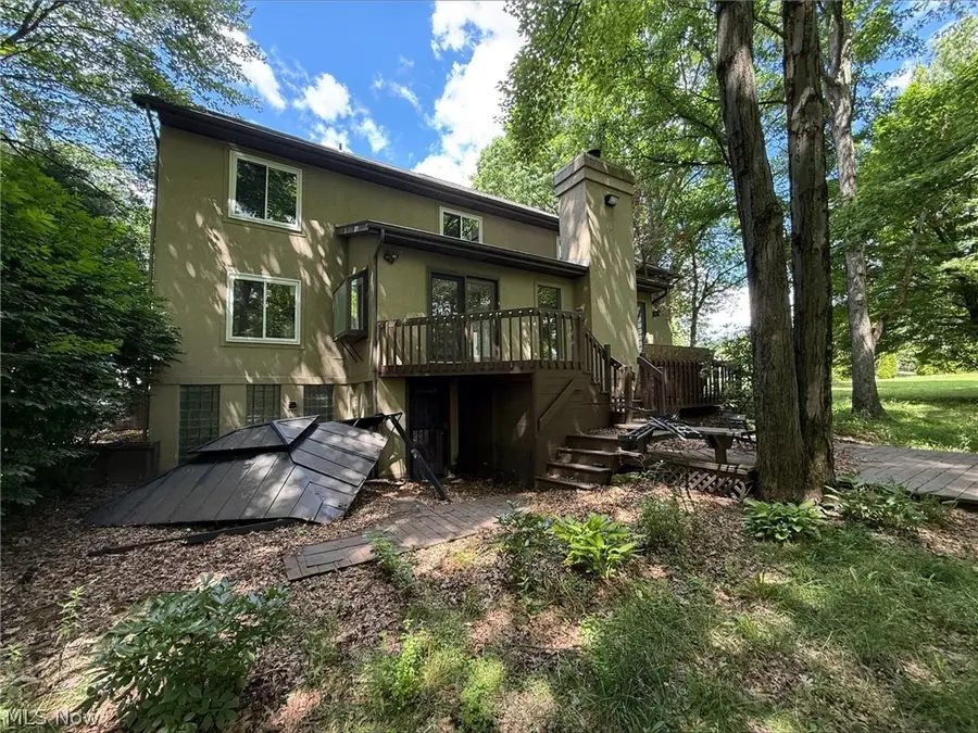 5755 Logan Arms Drive, Girard, OH 44420 - #2