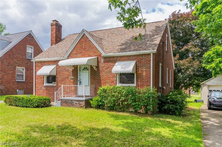1340 E Boston Avenue, Youngstown, OH 44502 - #3