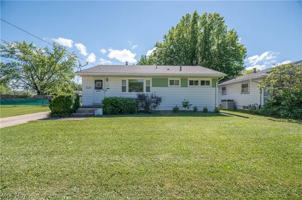 3126 Linda Nw Drive, Warren, OH 44485