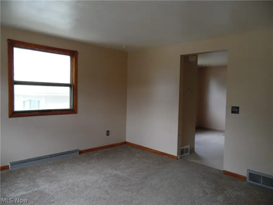 211 Clara Court, Louisville, OH 44641 - #3