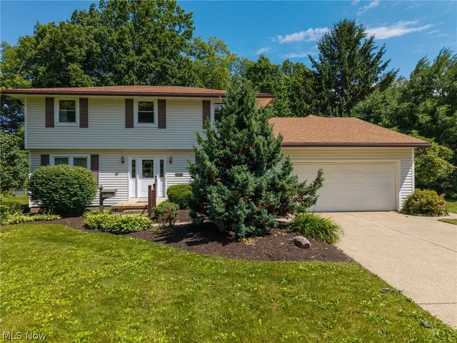 502 Farr Avenue, Wadsworth, OH 44281 - #3