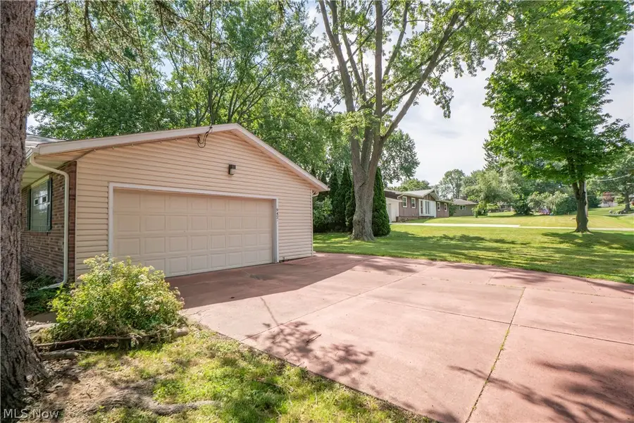 942 El Dorado Drive, Akron, OH 44319 - #2