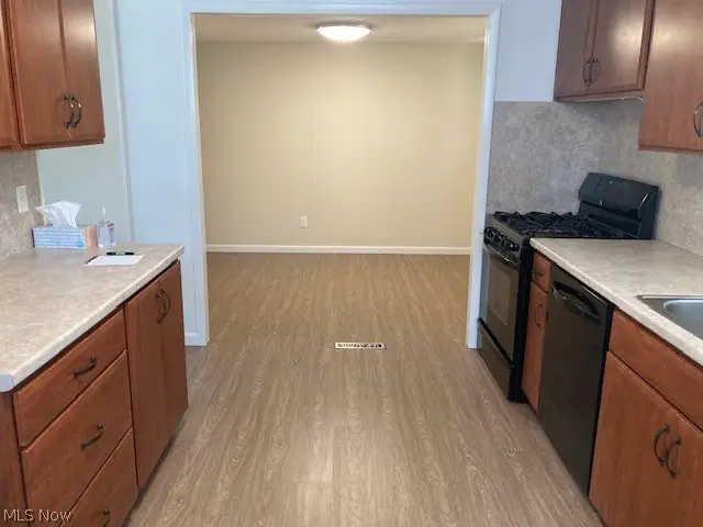 15500 Richard Drive, Brook Park, OH 44142 - #3