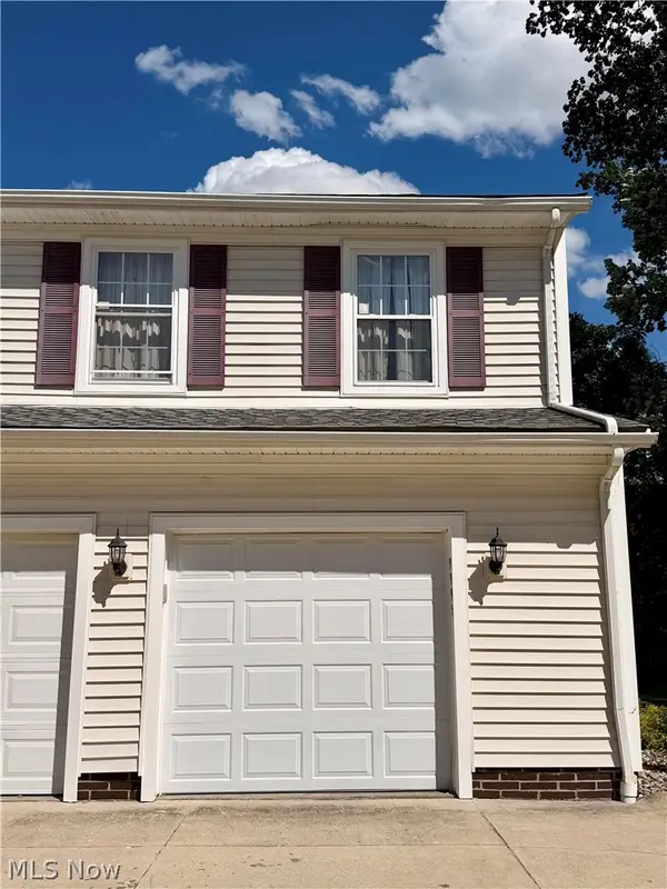9995 Independence Drive #8B, North Royalton, OH 44133
