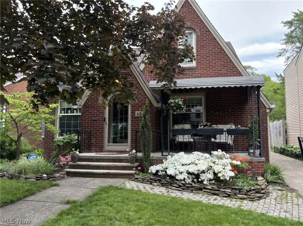3131 W 160th Street, Cleveland, OH 44111 - #1