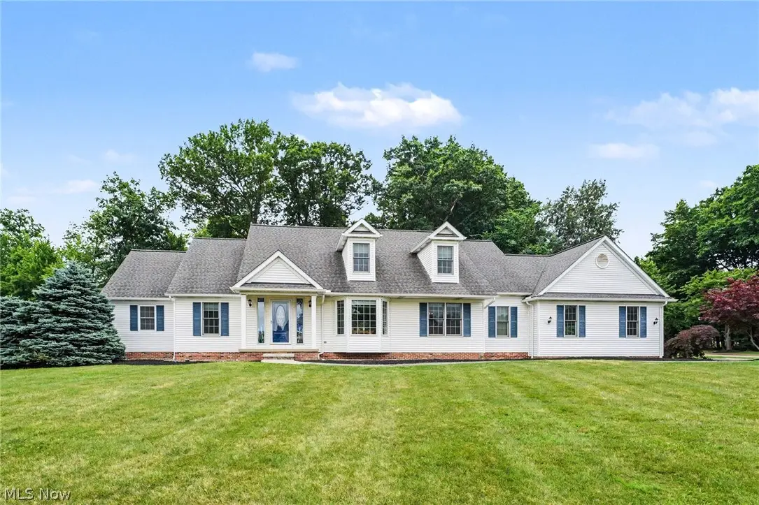 6304 Longspur Road, Highland Heights, OH 44143 - #1