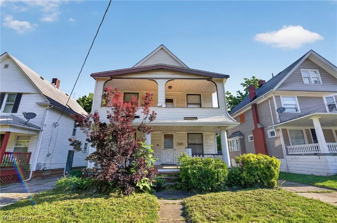 7425 Indiana Avenue, Cleveland, OH 44105 - #1