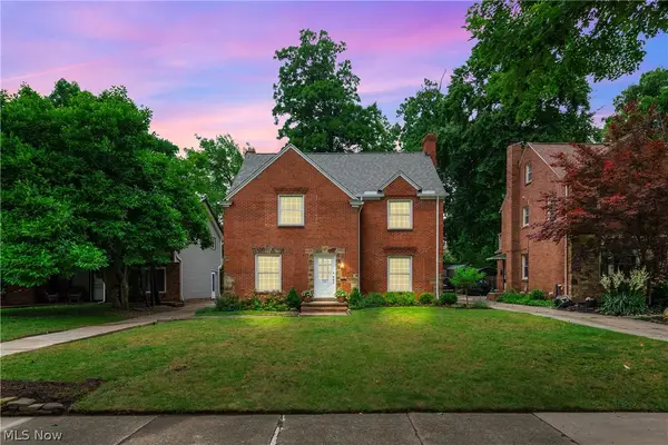 4025 Meadowbrook Boulevard, University Heights, OH 44118