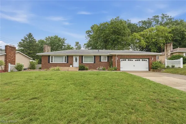 13484 Judy Nw Avenue, Uniontown, OH 44685