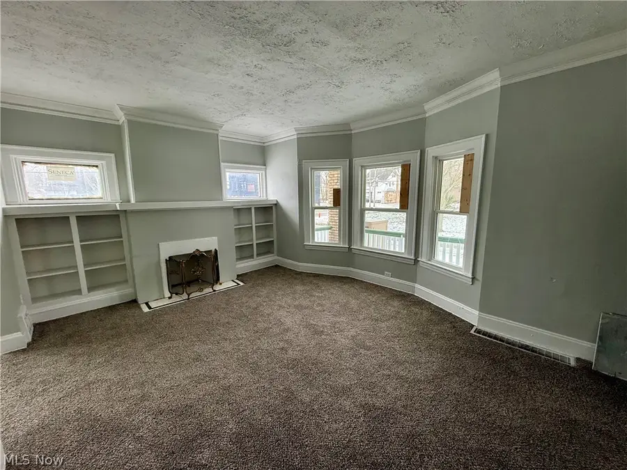 9215 Yale Avenue, Cleveland, OH 44108 - #3