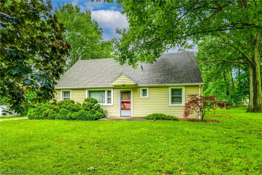 3565 Herbert Street, Mogadore, OH 44260 - #2