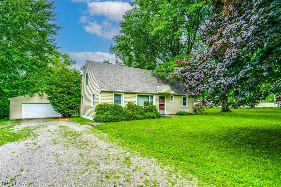 3565 Herbert Street, Mogadore, OH 44260 - #3