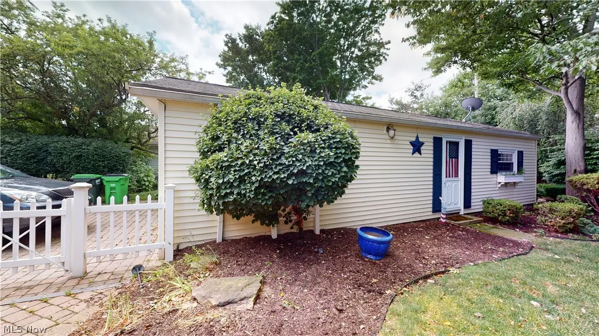 2182 Buena Vista Drive, Wickliffe, OH 44092 - #1