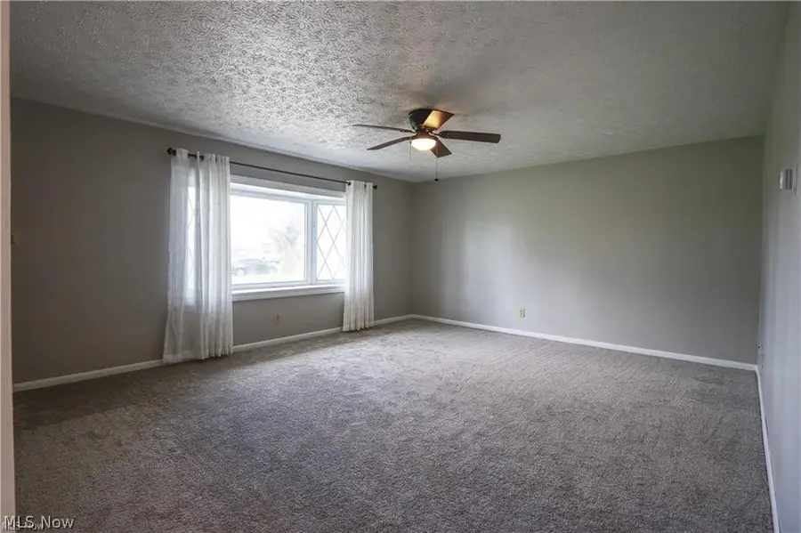6751 Oakwood Road, Parma Heights, OH 44130 - #2