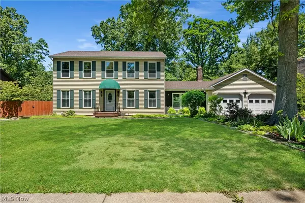 1545 Woodlake Boulevard, Stow, OH 44224