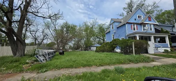 9509 Heath Avenue, Cleveland, OH 44104