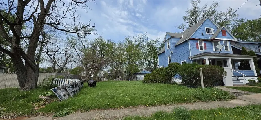 9509 Heath Avenue, Cleveland, OH 44104 - #3