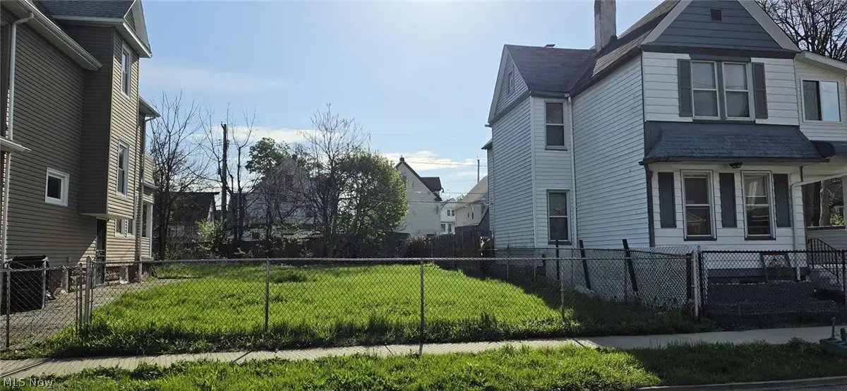 E 93 Street, Cleveland, OH 44106 - #1