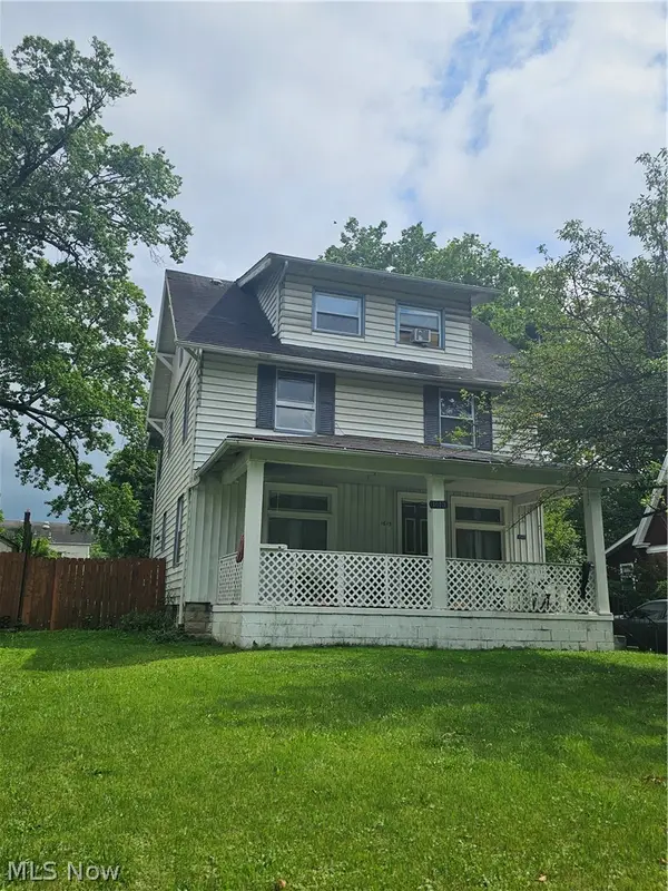 1613 Canfield Road, Youngstown, OH 44511