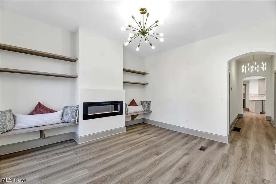 3401 Clinton Avenue, Cleveland, OH 44113 - #2