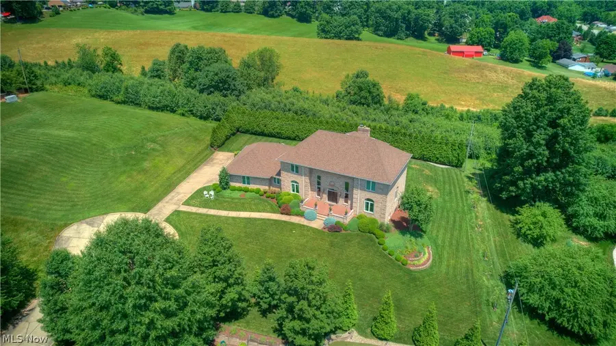 38 Silver Court, Vienna, WV 26105 - #3
