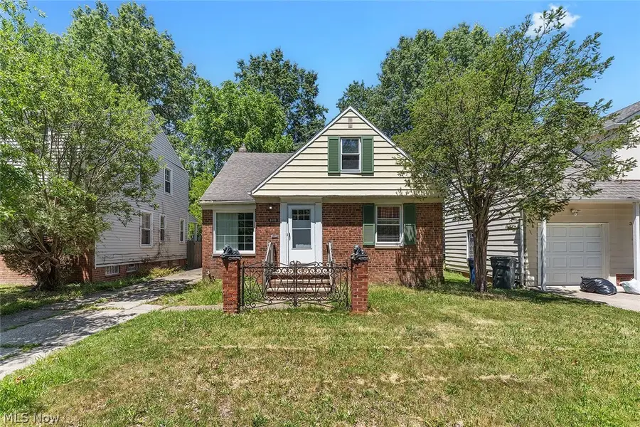 3809 Bainbridge Road, Cleveland Heights, OH 44118 - #2