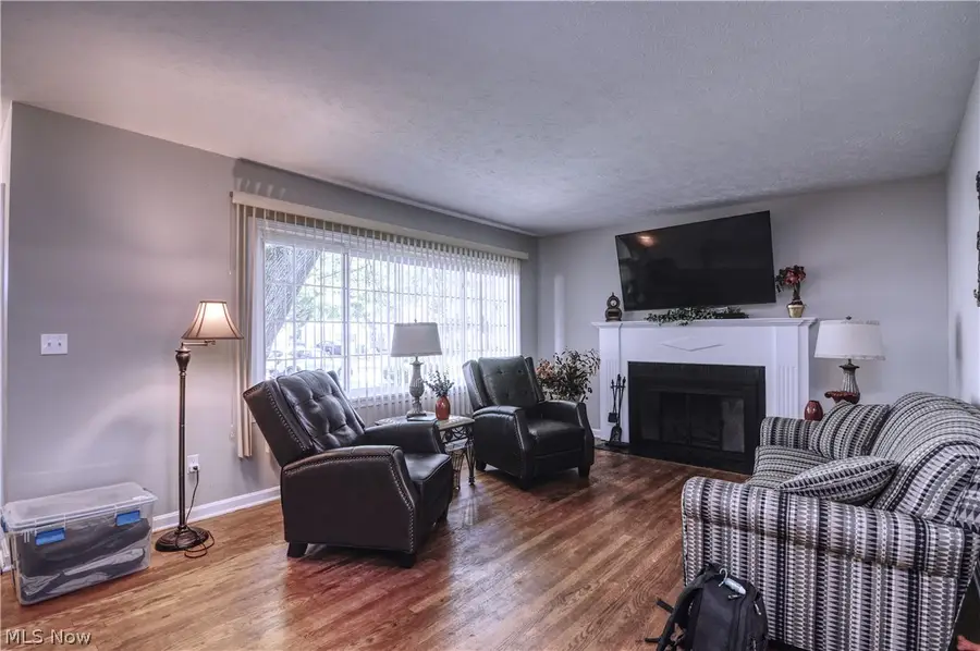 614 Hartzell Drive, Norton, OH 44203 - #2