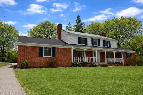 22350 S Woodland Road, Shaker Heights, OH 44122