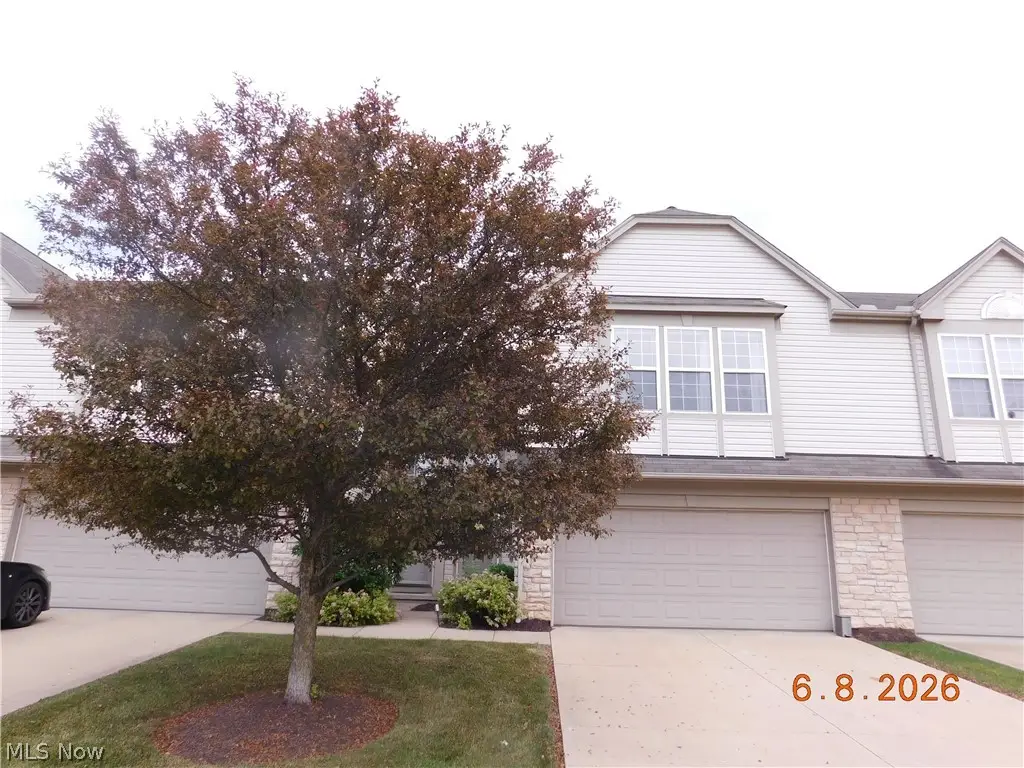 29026 Pembrooke Boulevard, Olmsted Falls, OH 44138 - #1