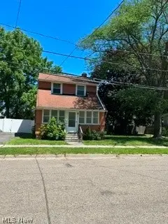 1113 Santee Avenue, Akron, OH 44306