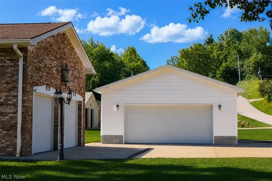 550 Emmaus Road, Belpre, OH 45714 - #3