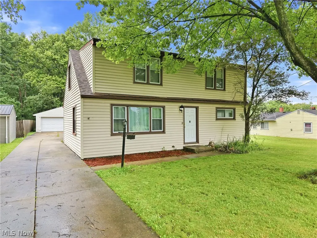 3192 Roselawn Drive, Niles, OH 44446 - #1