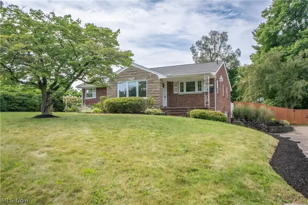 3920 Ashwood Nw Street, Canton, OH 44708
