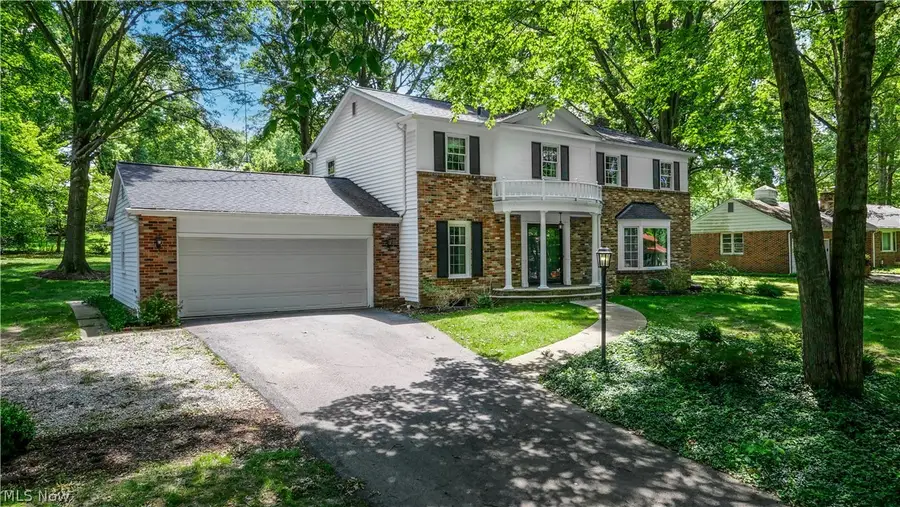 504 Vinewood Avenue, Tallmadge, OH 44278 - #3