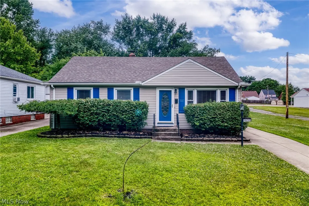 4690 W 11th Street, Cleveland, OH 44109 - #1
