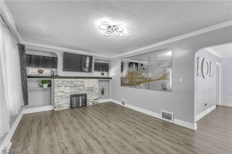12401 Brighton Avenue, Cleveland, OH 44111 - #3