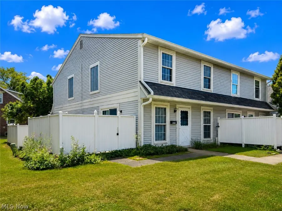 20325 Williamsburg Court #310B, Middleburg Heights, OH 44130 - #2