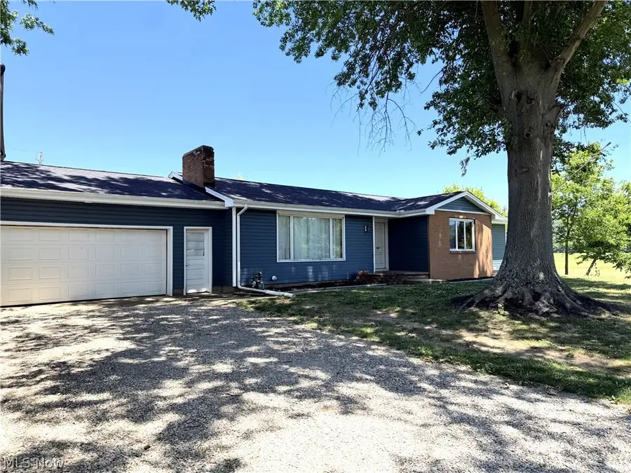 509 Mill Ne Street, Tuscarawas, OH 44682 - #2
