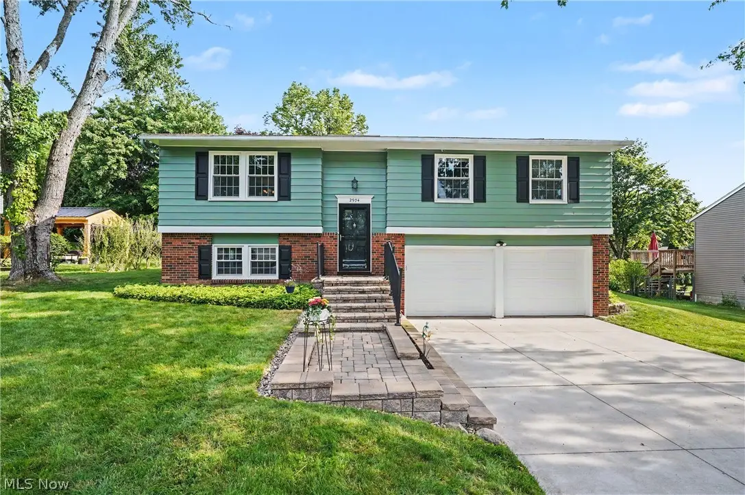 2904 Burr Oak Drive, Akron, OH 44333 - #1