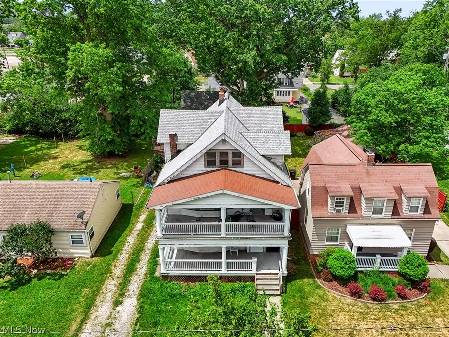 1382 E 188th Street, Cleveland, OH 44110 - #3